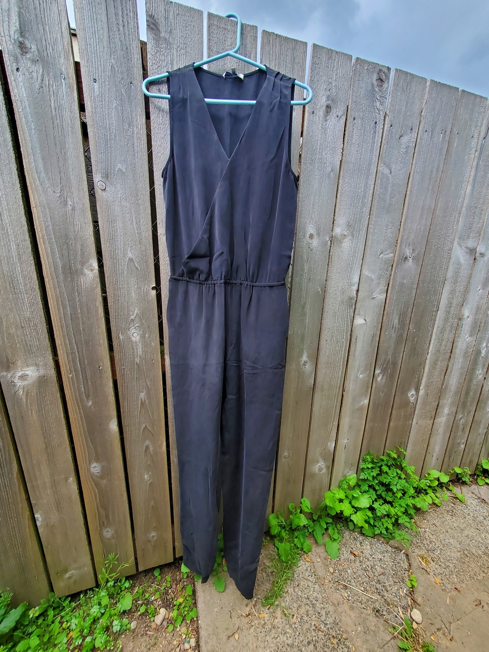 Rebecca Minkoff 100% Silk Black Sleeveless Jumpsuit with V-neckline Size 8